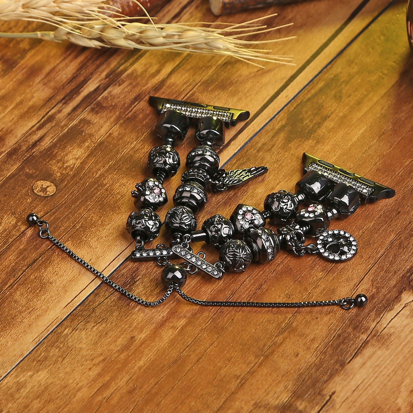 Stylish Style Metal+Wooden Beads Bracelet Smart Watch Band Replacement Watch Strap for Apple Watch Ultra 49mm / Series 8 45mm / 7 45mm / 6 / 5 / 4 / SE 44mm / SE (2022) 44mm / 3 / 2 / 1 42mm - Black