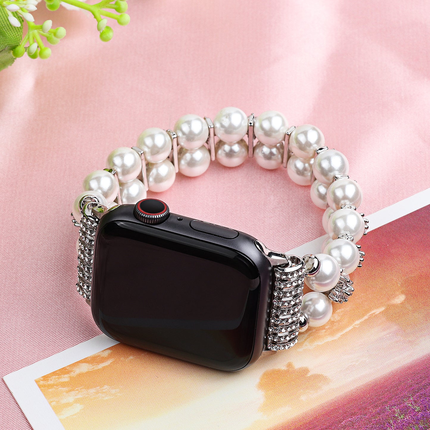 Faux Pearl Rhinestone Decor Wrist Strap Smart Watch Band Bracelet for Apple Watch Series 8 41mm / Series 7 41mm / Series 6 / 5 / 4 / SE / SE(2022) 40mm Series 3 / 2 / 1 38mm - White