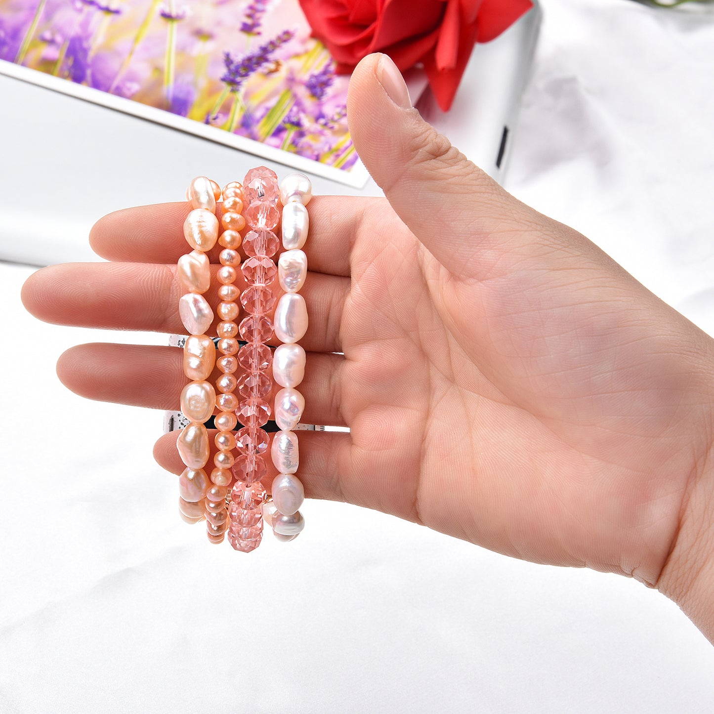 Exquisite Crystal Pearls Bracelet Watch Band for Apple Watch Ultra 49mm / Series 8 45mm / 7 45mm / SE 44mm / SE (2022) 44mm / Series 6 / 5 / 4 44mm / Series 3 / 2 / 1 42mm - Pearl / Pink Crystal