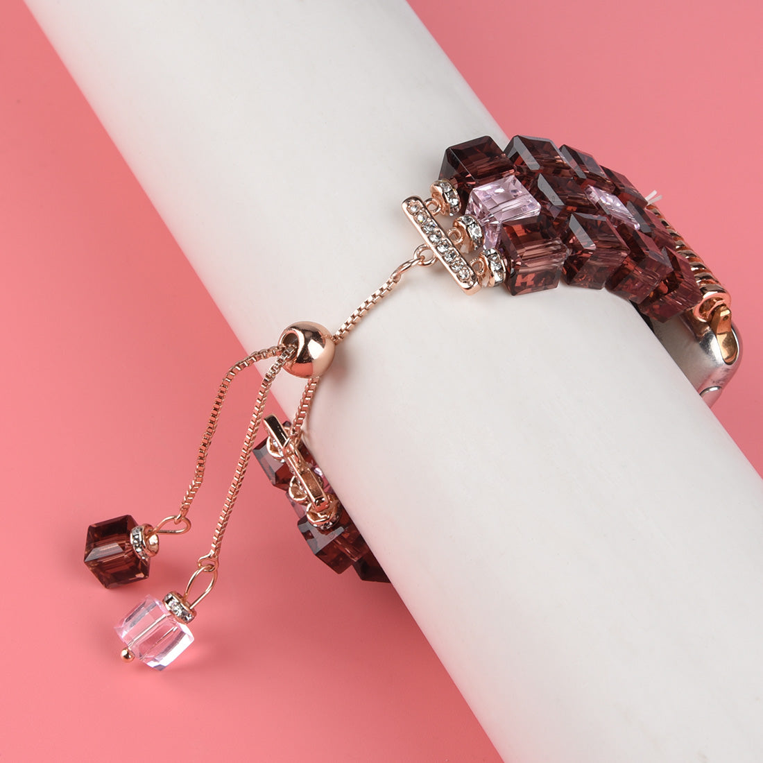 Faux Crystal Blocks Smart Watch Band Strap Bracelet for Apple Watch Series 8 41mm / Series 7 41mm / SE / SE(2022) / Series 6 / 5 / 4 40mm / Series 3 / 2 / 1 38mm - Red