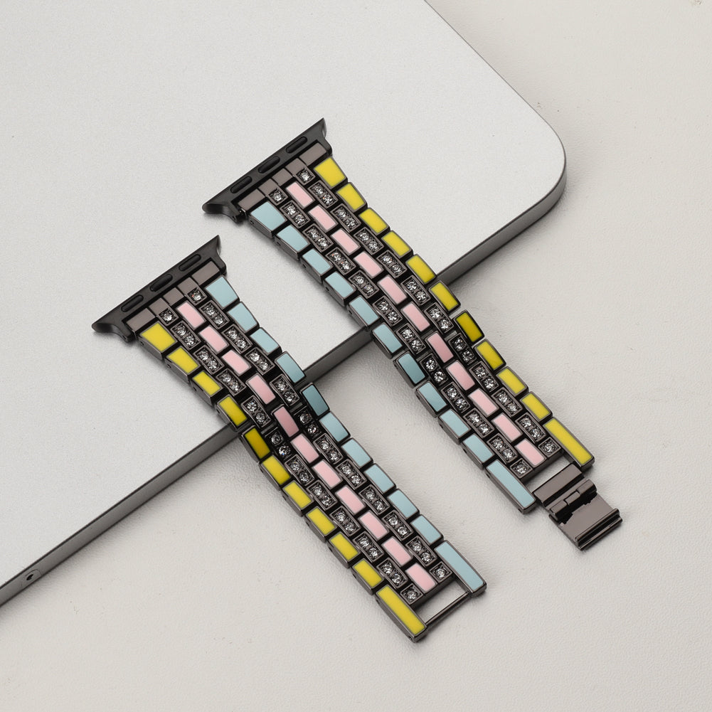 for Apple Watch Ultra 49mm / Series 8 45mm / 7 45mm / Series 6 / 5 / 4 / SSE 44mm / SE (2022) 44mm / Series 3 / 2 / 1 42mm Flag Style Watch Strap Rhinestone Band Replacement - Yellow / Blue / Black