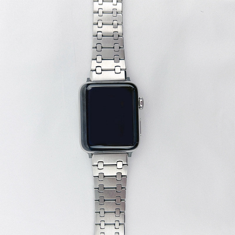 for Apple Watch Series 1 / 2 / 3 42mm / SE 44mm / SE (2022) 44mm / Series 4 / 5 / 6 44mm / Series 7 45mm / Series 8 45mm Stylish Stainless Steel Smart Watch Band Wrist Strap - Silver