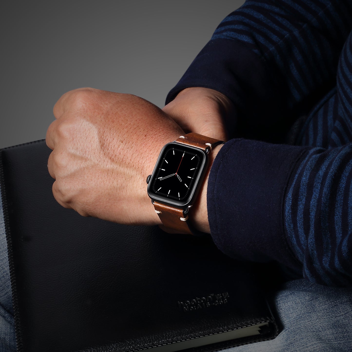 for Apple Watch Series 8 Aluminum / 8 / 7 45mm / Series 6 / 5 / 4 / SE / SE (2022) 44mm / Series 3 / 2 / 1 42mm DOL Waxy Cowhide Leather Watch Band Adjustable Pin Buckle Wrist Strap Replacement - Brown