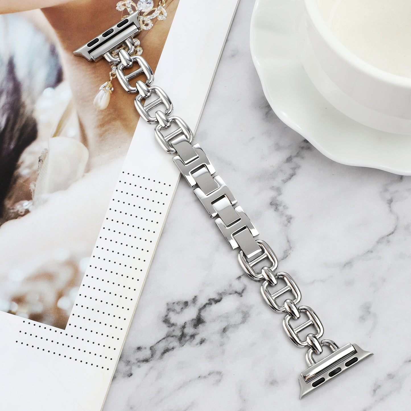 For Apple Watch Series 8 / 7 41mm / 6 / 5 / 4 / SE / SE (2022) 40mm / 3 / 2 / 1 38mm Wrist Band Replacement Metal Watch Strap - Silver