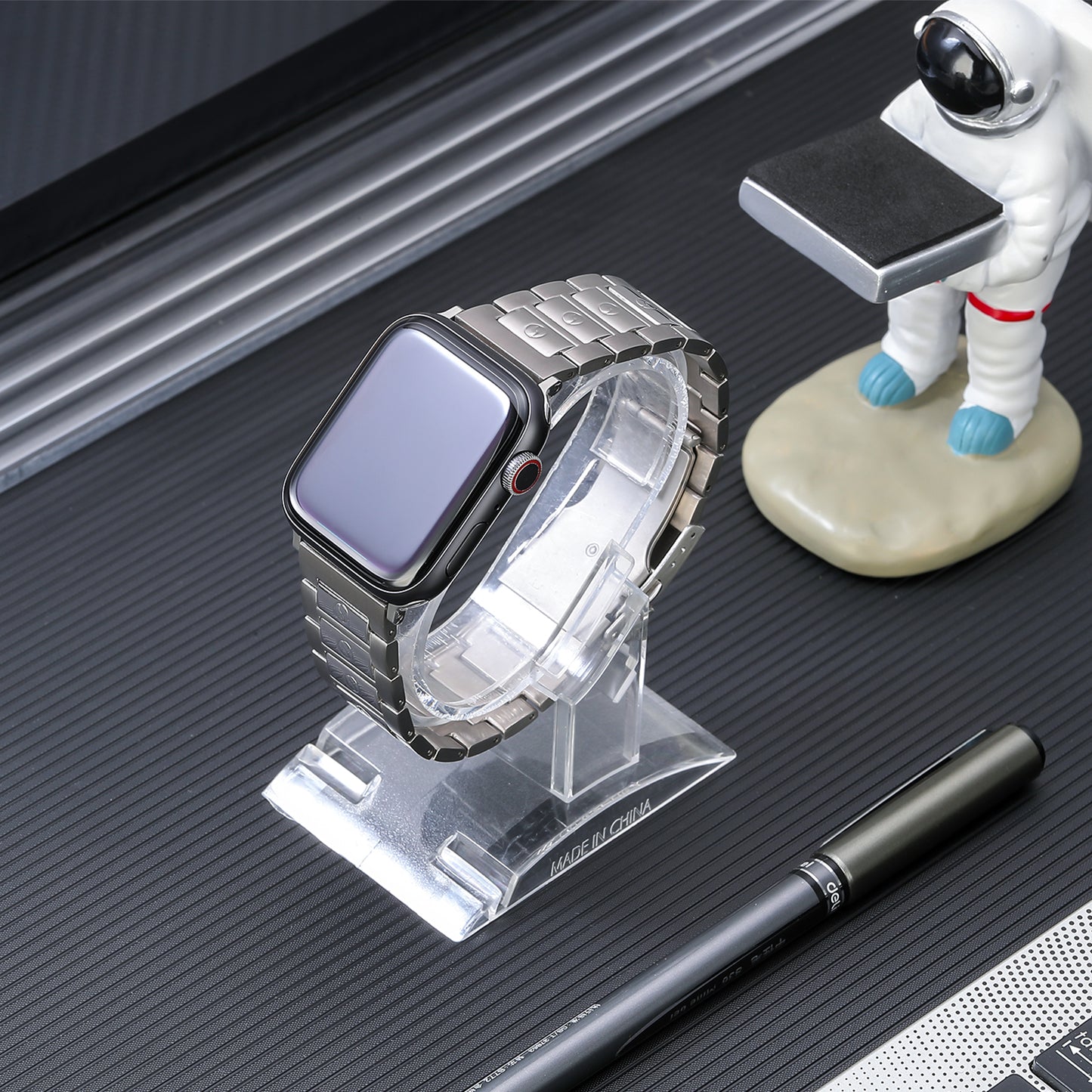 for Apple Watch Ultra 49mm / Series 8 / 7 45mm / 6 / 5 / 4 / SE / SE (2022) 44mm / 3 / 2 / 1 42mm Titanium Steel Watch Band 3 Beads Watch Strap - Silver