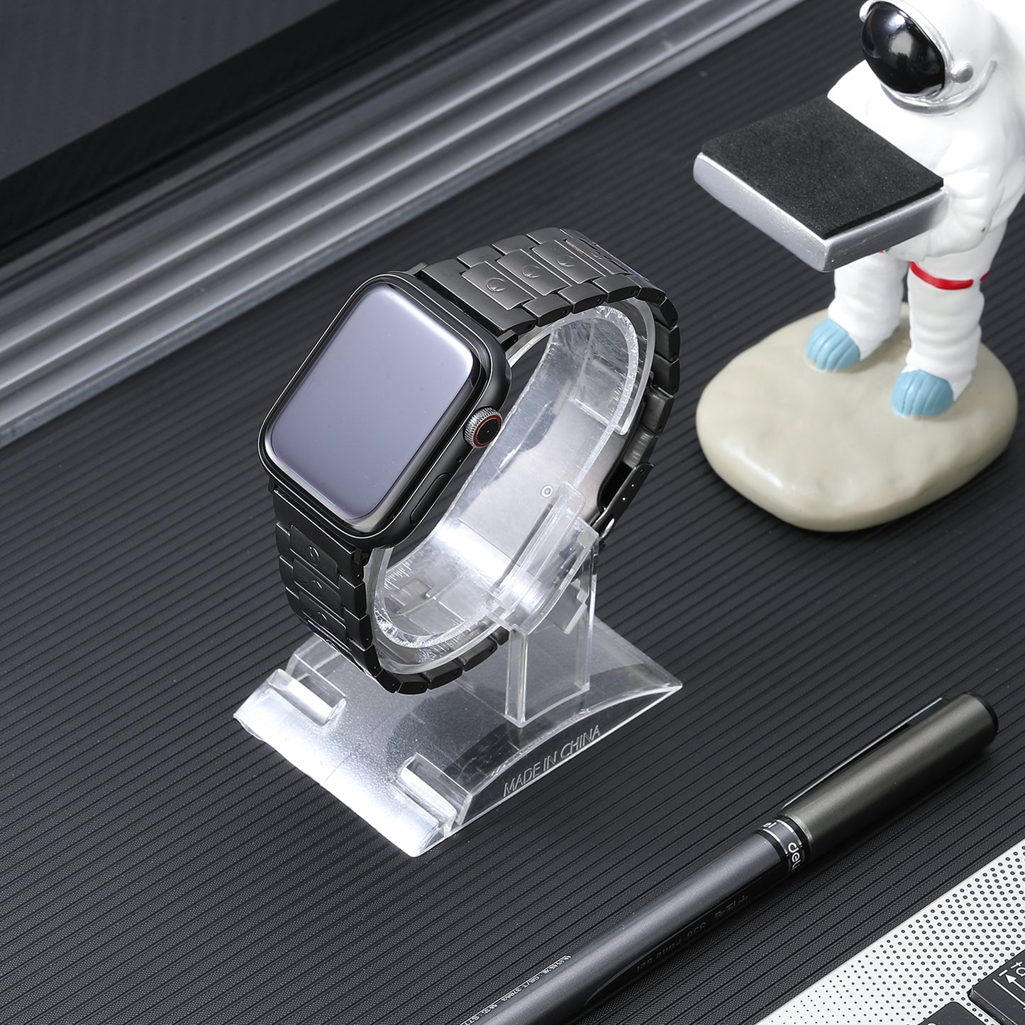 For Apple Watch Series 8 / 7 41mm / 6 / 5 / 4 / SE / SE (2022) 40mm / 3 / 2 / 1 38mm Watch Band 3 Beads Titanium Steel Strap - Grey