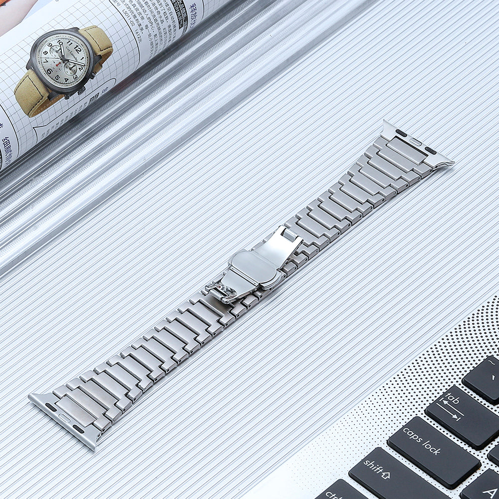 Uniqkart for Apple Watch Series 8 / 7 41mm / 6 5 4 SE (2022) SE 40mm / 3 2 1 38mm Replacement Watch Band Titanium Steel Strap - Silver