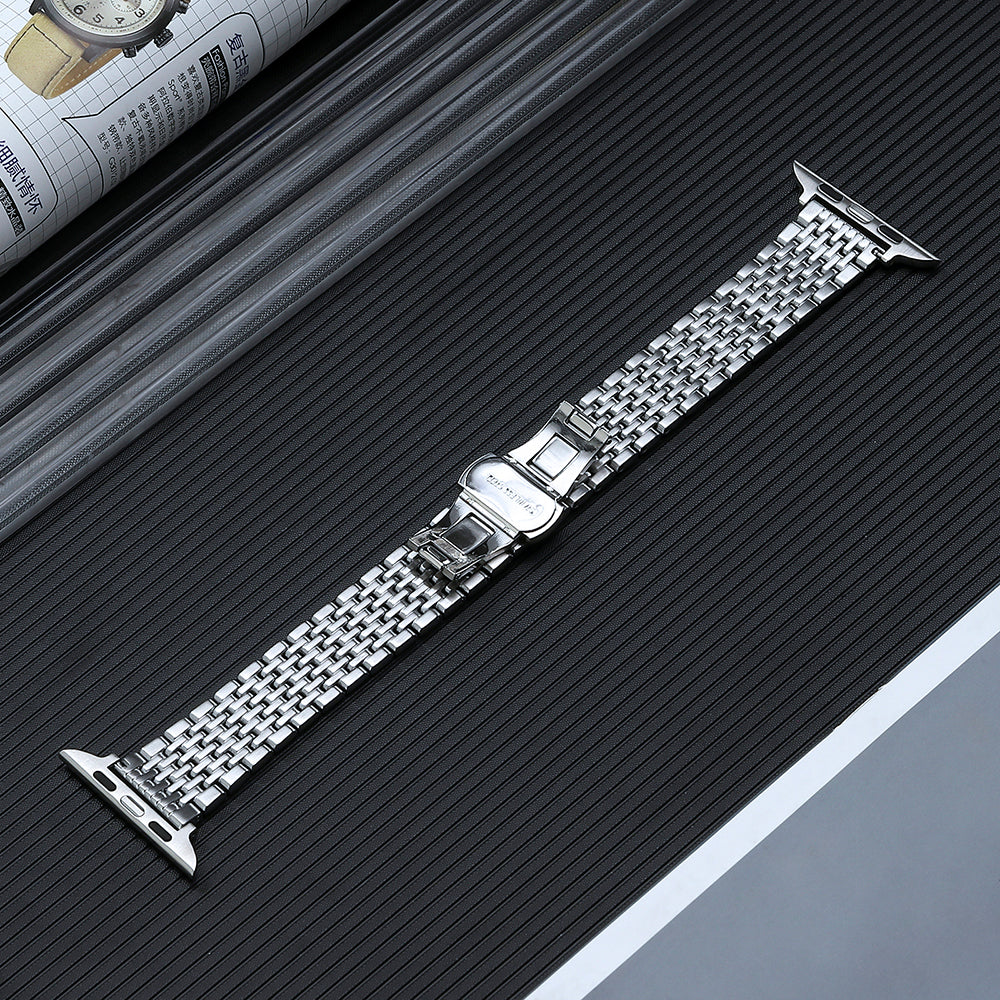 Uniqkart for Apple Watch Ultra 49mm / Series 8 7 45mm / 6 5 4 SE (2022) SE 44mm / 3 2 1 42mm Stylish Wrist Strap Stainless Steel Watch Band - Silver