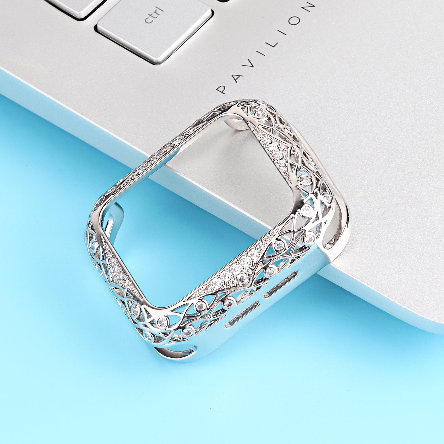 Hollow-out Zircon Decor Anti-fall Copper Watch Case Cover for Apple Watch SE / SE (2022) 40mm / Series 6 / 5 / 4 40mm - Silver