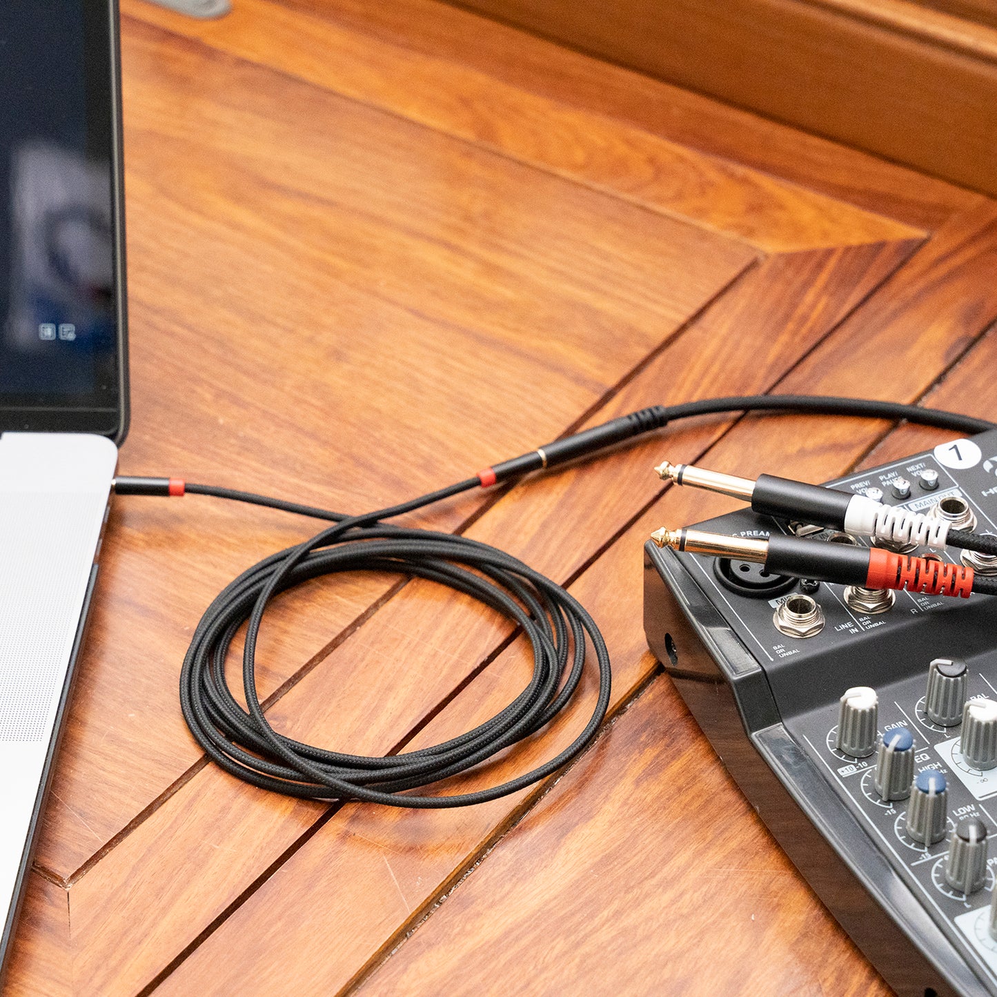 3717 0.3m 3.5mm Female to 2x 6.35mm 1 / 4 inch TS Mono Male Jack Audio Adapter Cable