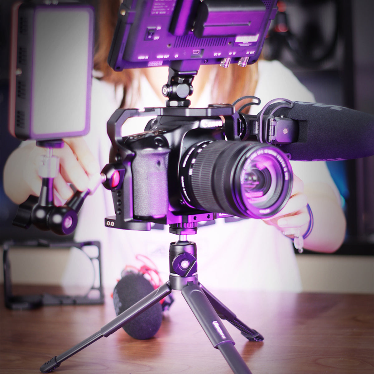 Uniqkart U-Vlog Lite Extendable Dual Cold Shoe Ball Head Tripod for Phone Mirrorless Camera Vlog