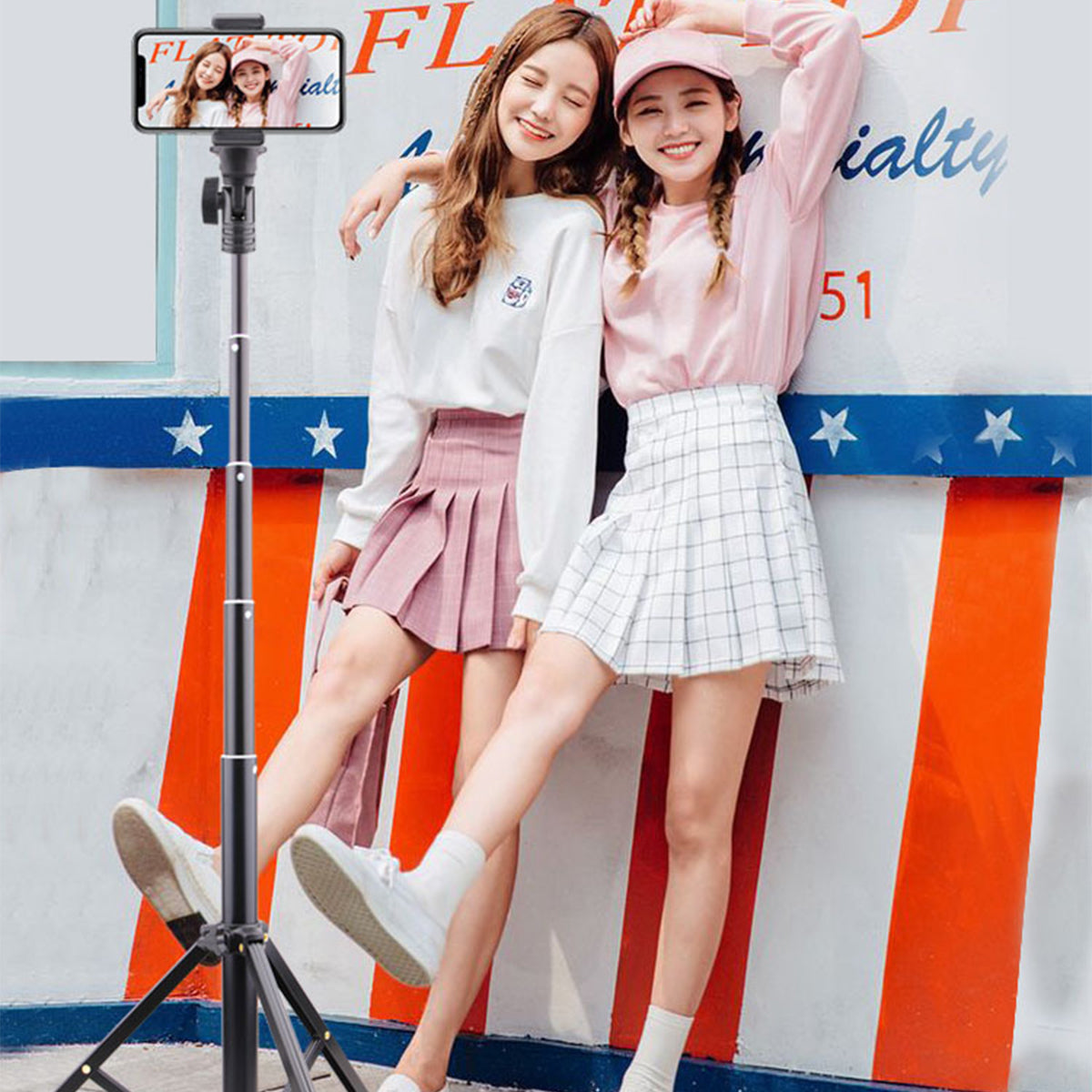 T9 Locking Buckle Design Retractable 1.6m Selfie Stick Tripod Phone Holder Video Recording Stand with Phone Clip + Bluetooth Remote Control + Storage Bag