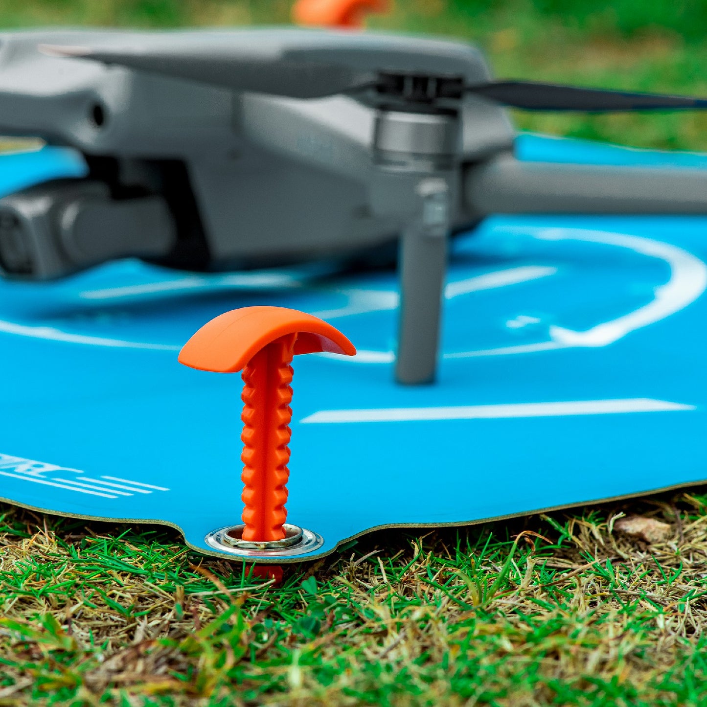 4Pcs STARTRC 1109655 Windproof Fixed Pegs ABS Nails Stakes Pins for RC Drone Landing Pad