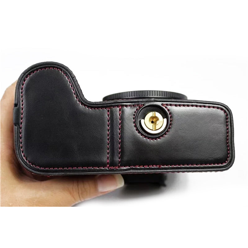 Uniqkart for Canon EOS R5 / R6 / R62 PU Leather Camera Bottom Case Battery Opening Design Flannel Lining Protective Half Body Cover - Black