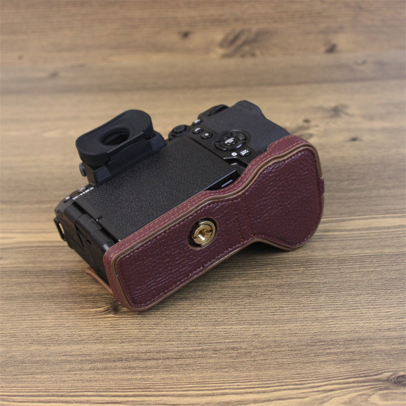 Uniqkart for Fujifilm X-H2s / X-H2 Camera Bottom Shell Genuine Leather Large Opening Design Protective Half Body Cover - Coffee