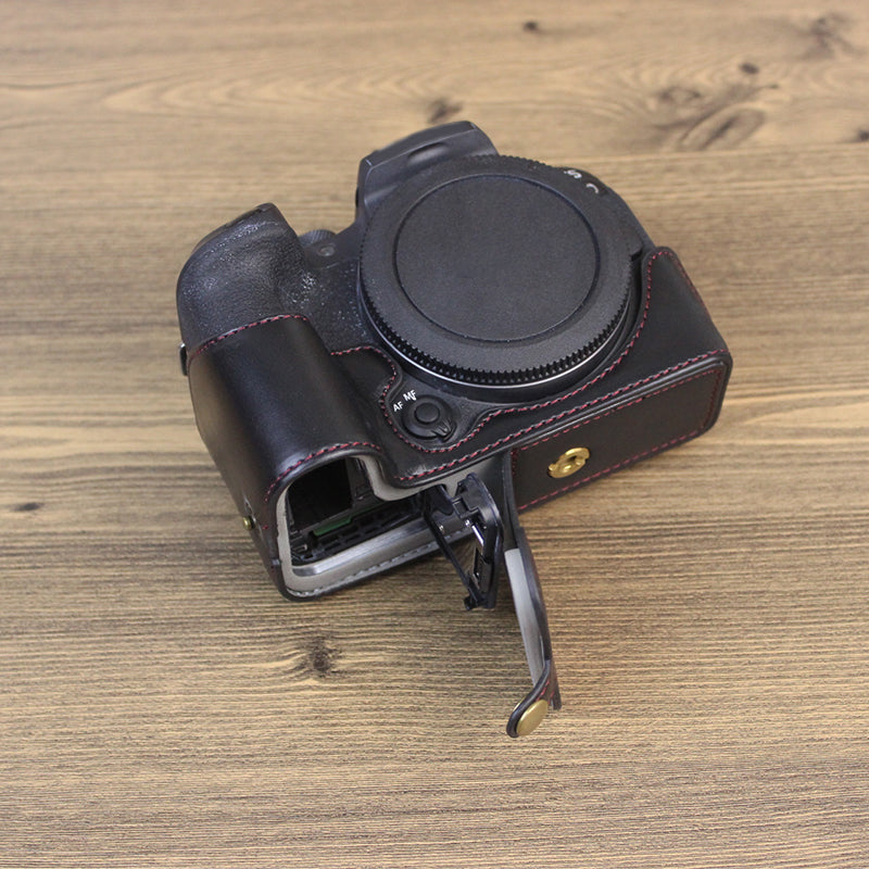 Uniqkart for Canon EOS R10 PU Leather Anti-scratch Camera Bottom Cover Large Opening Design Protective Half Body Case - Black