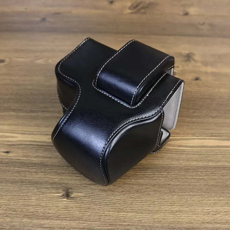 PU Leather Protective Bag for Canon EOS R10 18-45mm Lens, Vintage Mini Storage Bag Cover with Shoulder Strap - Black