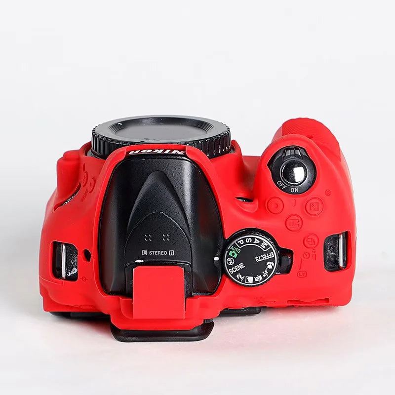 Uniqkart for Nikon D5200 / D5100 Silicone Skin Case Camera DSLR Bag Anti-scratch Protective Cover - Red