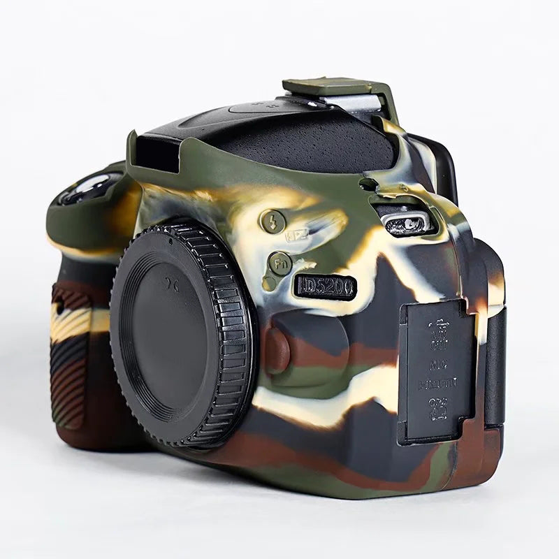 Uniqkart for Nikon D5200 / D5100 Silicone Skin Case Camera DSLR Bag Anti-scratch Protective Cover - Camouflage
