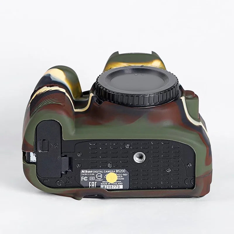 Uniqkart for Nikon D5200 / D5100 Silicone Skin Case Camera DSLR Bag Anti-scratch Protective Cover - Camouflage