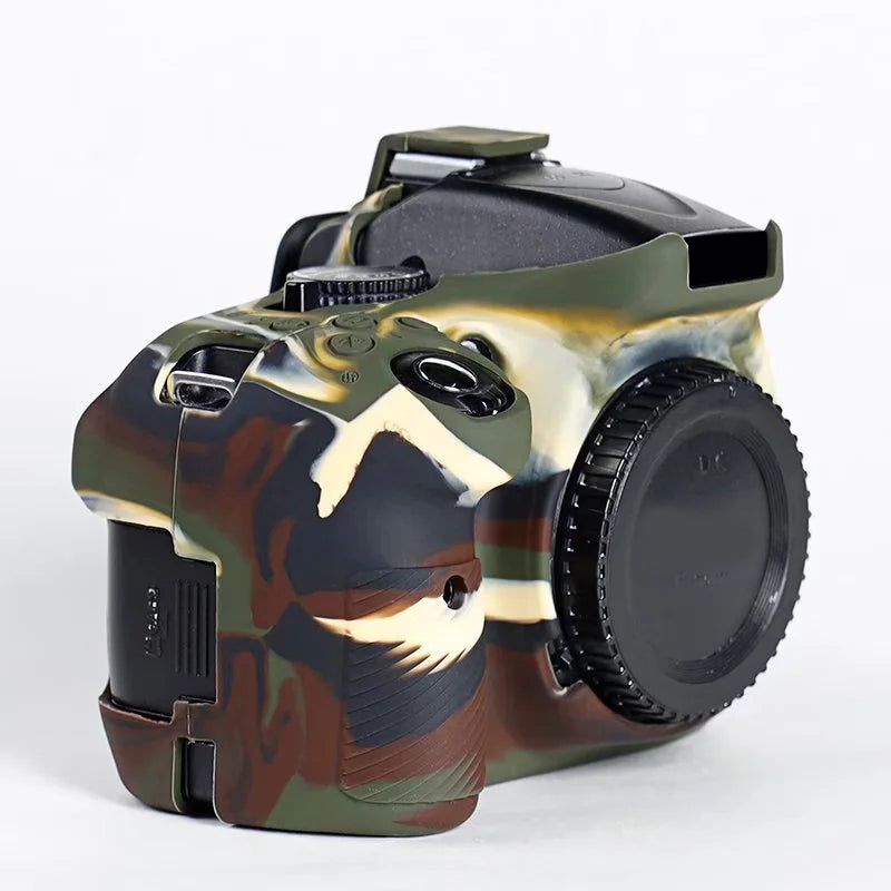 Uniqkart for Nikon D5200 / D5100 Silicone Skin Case Camera DSLR Bag Anti-scratch Protective Cover - Camouflage