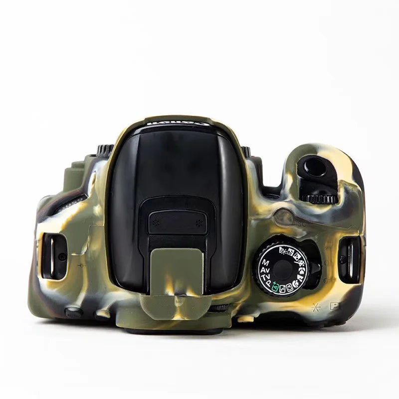 Uniqkart for Canon EOS 700D / 650D / 600D Soft Silicone Skin Case Protective Cover Anti-scratch Camera Bag - Camouflage