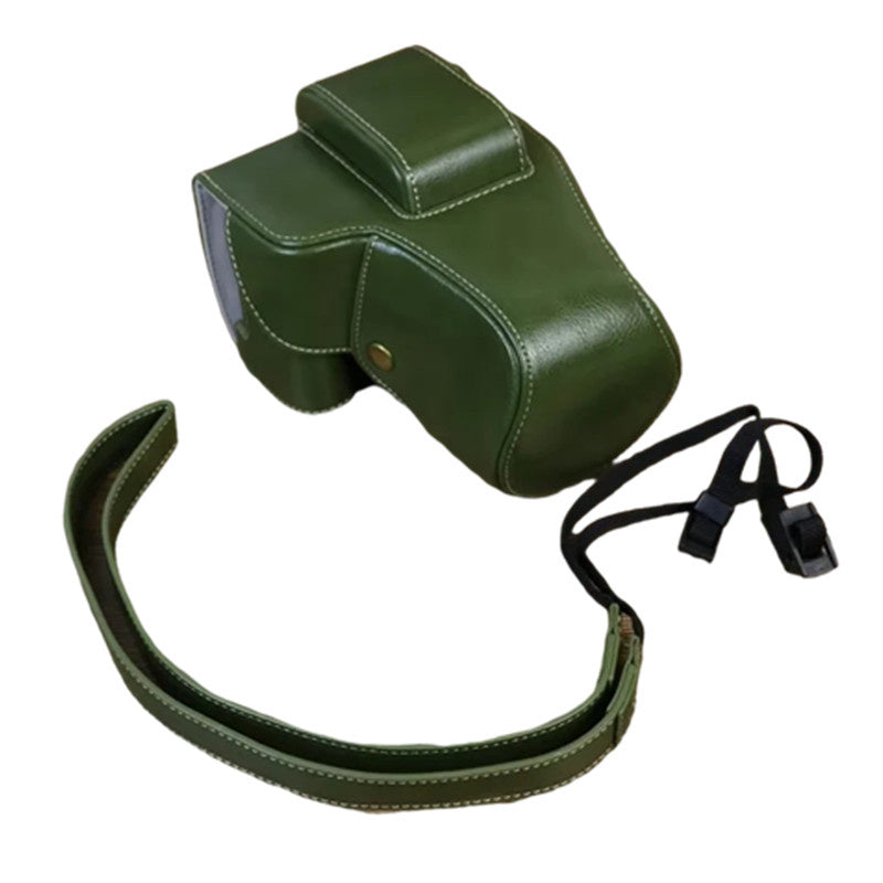Camera Bag for Canon EOS 200D / 250D(200D II), Retro PU Leather Digital Camera Anti-scratch Protective Cover with Shoulder Strap - Green
