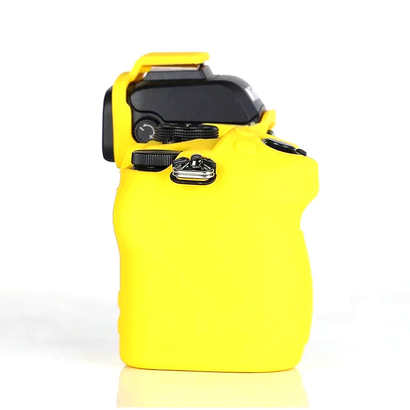 Uniqkart for Nikon Z 50 Silicone Camera Sleeve Case Anti-drop Dust-proof Protective Cover - Yellow
