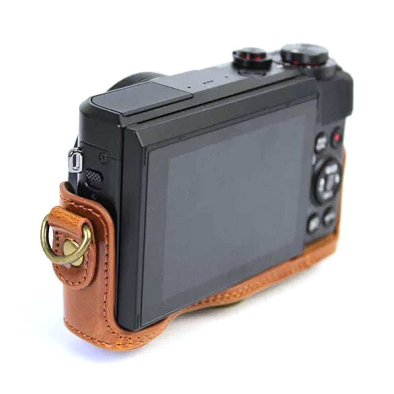 Uniqkart for Canon G7X Mark II / G7X Mark III Vintage Protective Cover Detachable PU Leather Camera Bag with Shoulder Strap - Brown