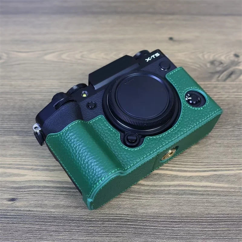 Uniqkart for Fujifilm X-T5 Genuine Leather Camera Case Battery Opening Design Protective Cover - Green