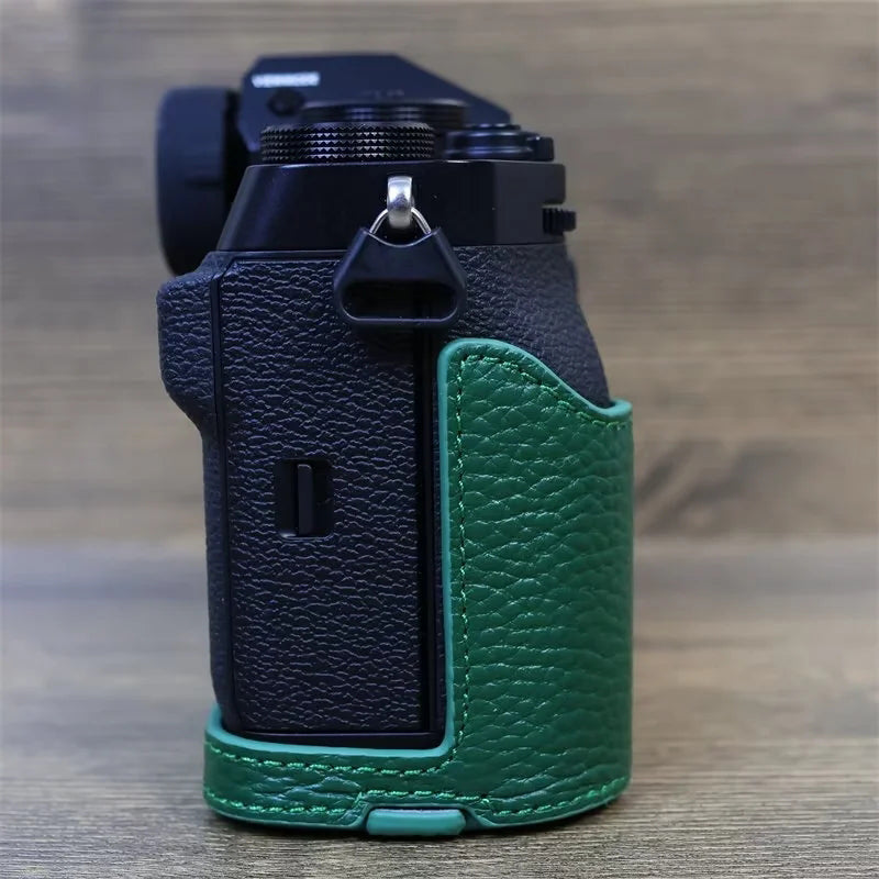 Uniqkart for Fujifilm X-T5 Genuine Leather Camera Case Battery Opening Design Protective Cover - Green