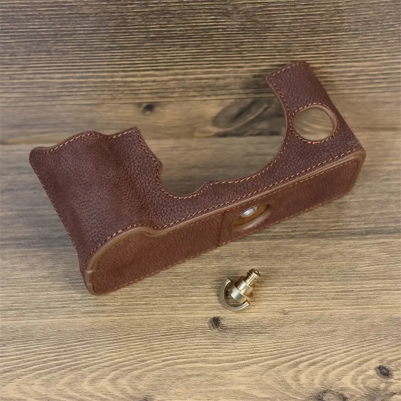 Uniqkart for Fujifilm X-T5 Genuine Leather Camera Case Battery Opening Design Protective Cover - Coffee