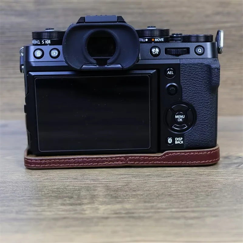 Uniqkart for Fujifilm X-T5 Genuine Leather Camera Case Battery Opening Design Protective Cover - Wine Red