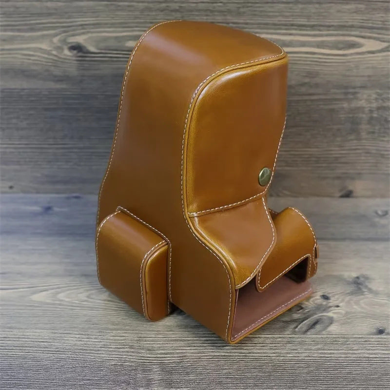 Uniqkart for Fuji X-T5 Battery Opening Design Detachable PU Leather Camera Bag Protective Case with Lens Pouch and Shoulder Strap - Brown