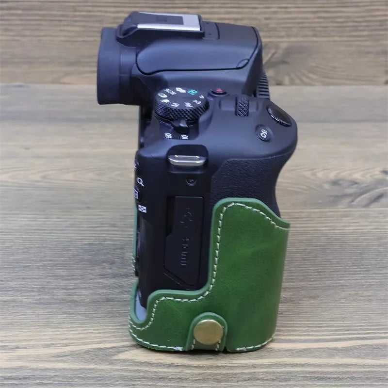 Uniqkart for Canon EOS R50 Camera Bottom Sleeve Large Opening Design PU Leather Half Body Case - Green