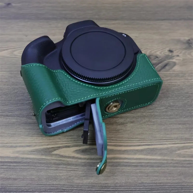 Uniqkart for Canon EOS R50 Anti-scratch Genuine Leather Camera Bottom Cover Large Opening Design Half Body Case - Green