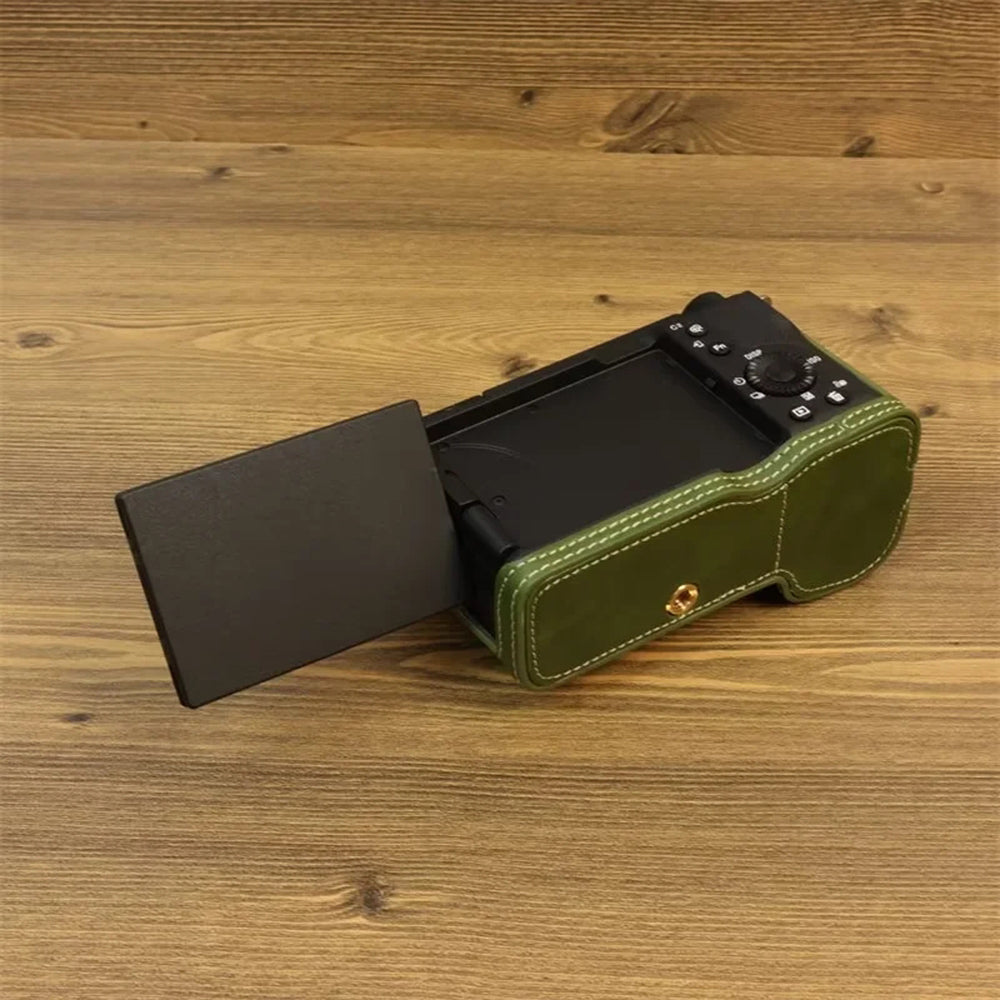 Uniqkart for Sony ZV-E1 PU Leather Camera Bottom Case Half Body Anti-scratch Cover with Battery Opening - Green