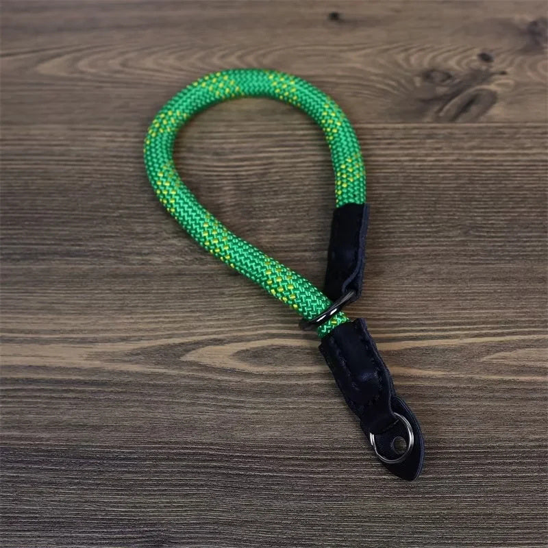 Uniqkart for Sony / Leica / Fujifilm Camera Wrist Strap Colored Nylon Braided Quick Release Hand Strap Uniqkart for Convenient Carrying - Green