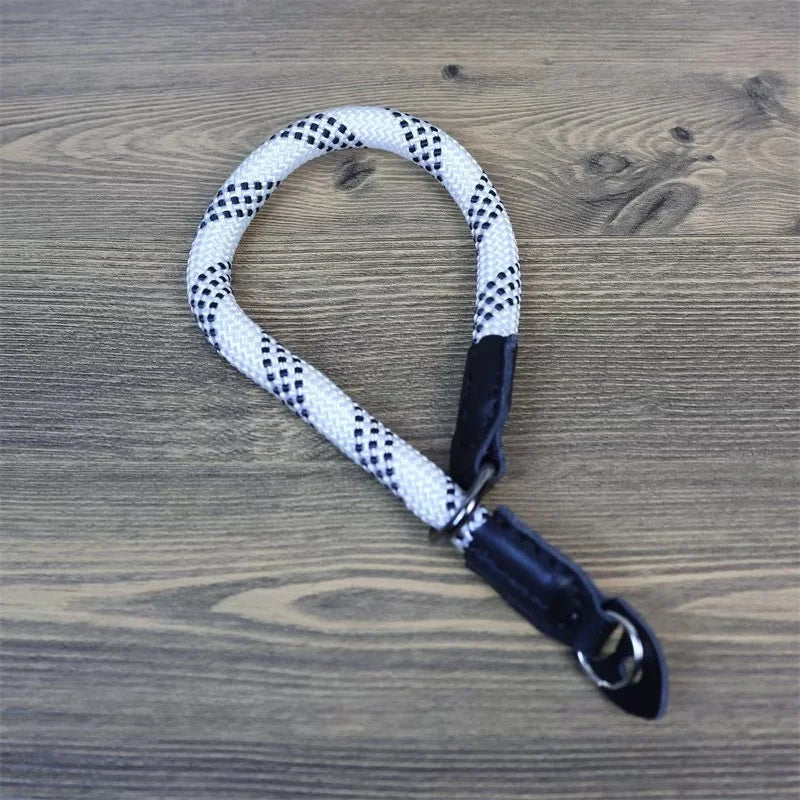 Uniqkart for Sony / Leica / Fujifilm Camera Wrist Strap Colored Nylon Braided Quick Release Hand Strap Uniqkart for Convenient Carrying - White