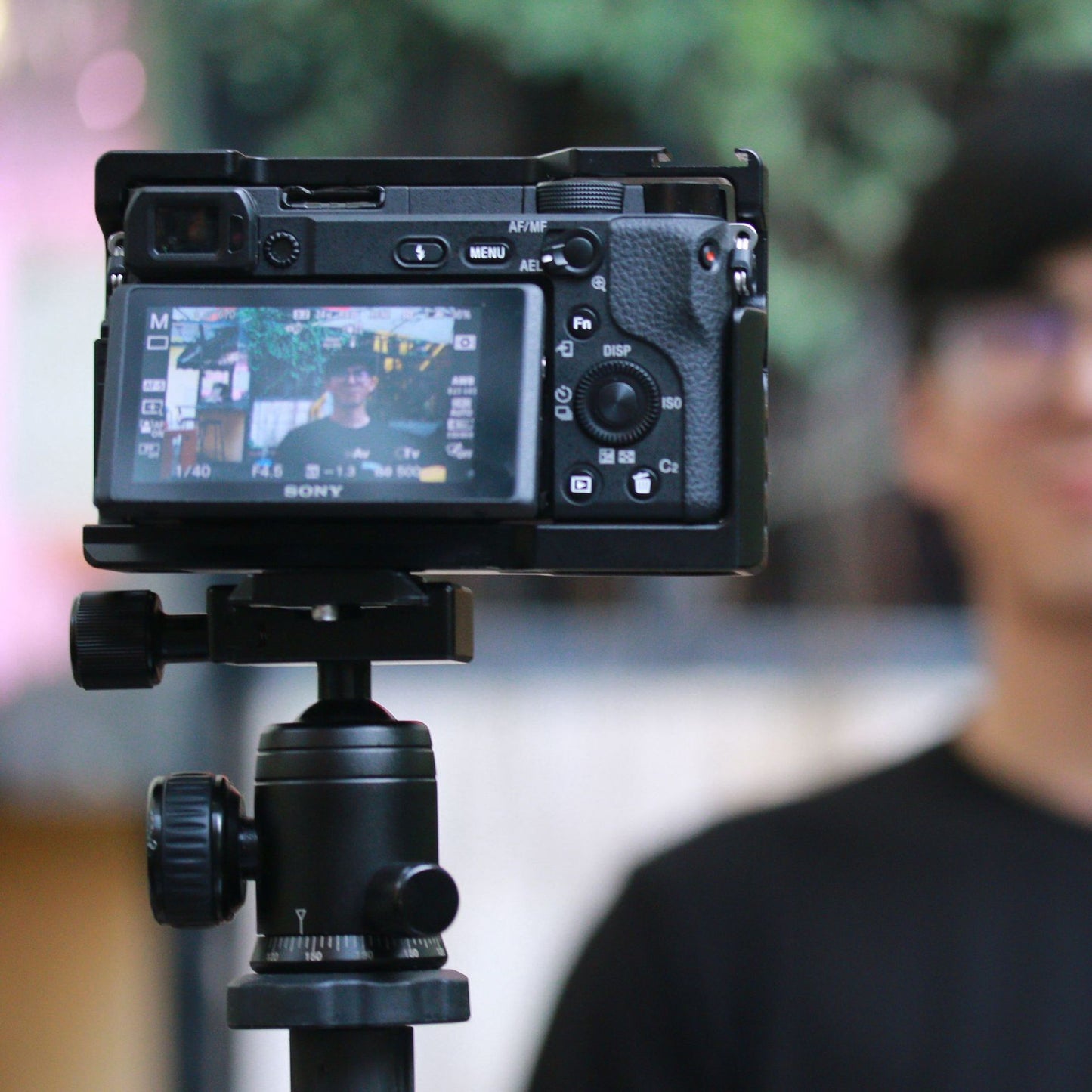 Uniqkart C-6400 Metal Cage Frame Case Camera Photography Accessory for Sony A6400