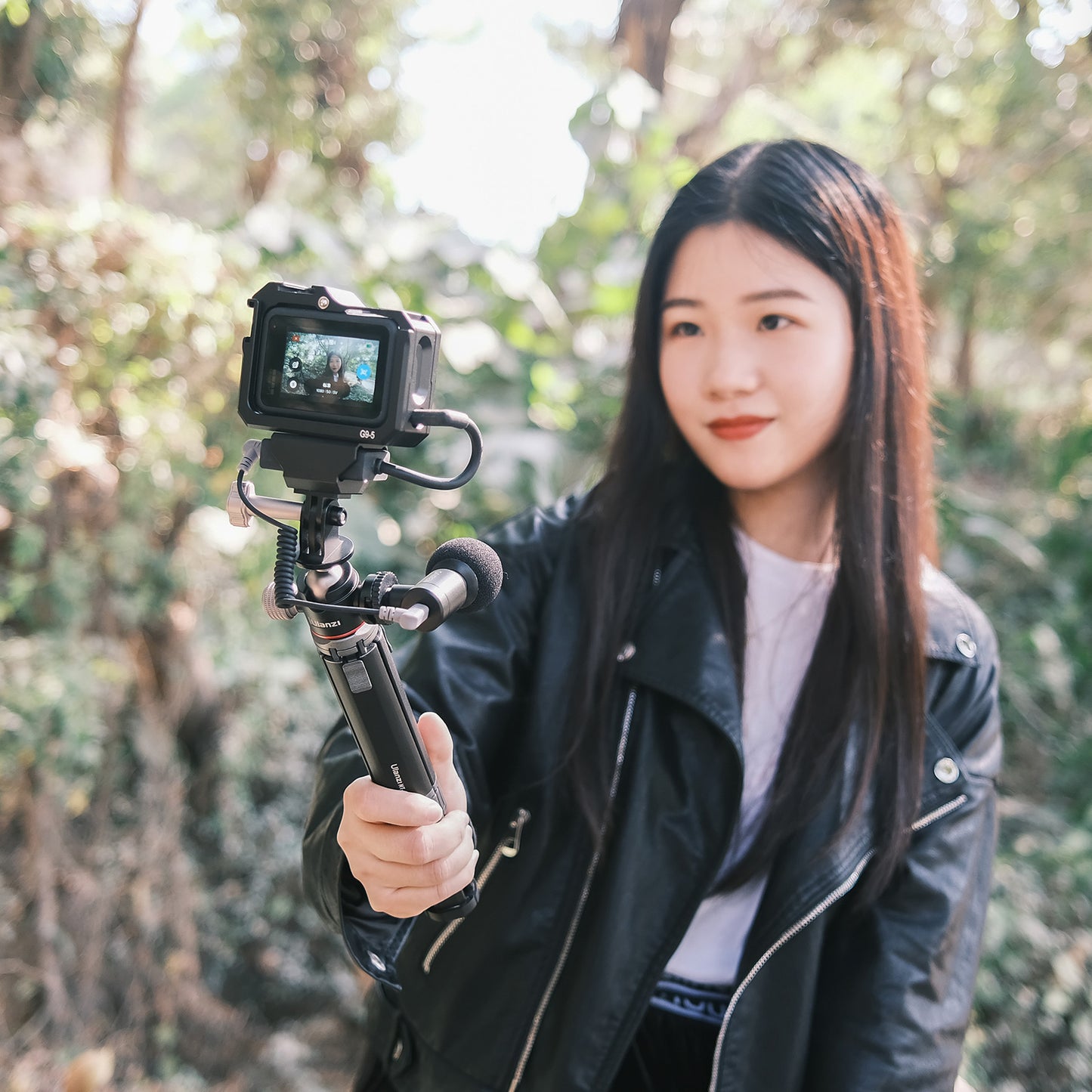 ULANZI U-130 Action Camera Ball Head with Cold Shoe 1/4" Screw Hole for Microphone Fill Light Tripod