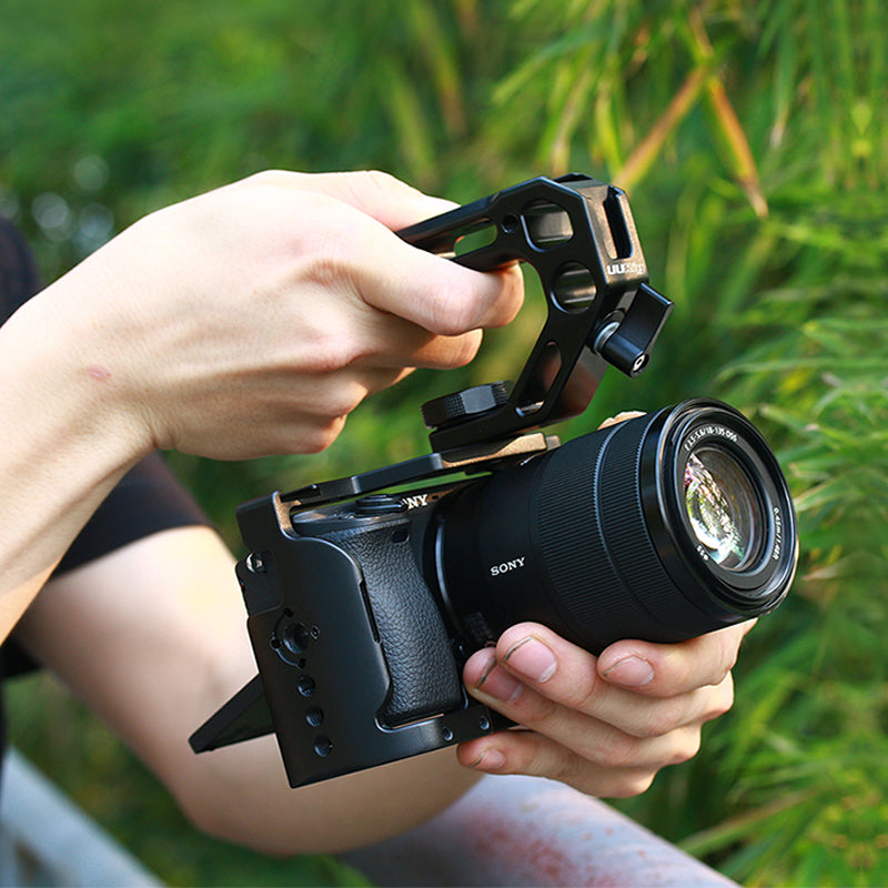 UURIG Universal DSLR Camera Top Handle Cold Shoe Adapter Mount for LED Light Microphone