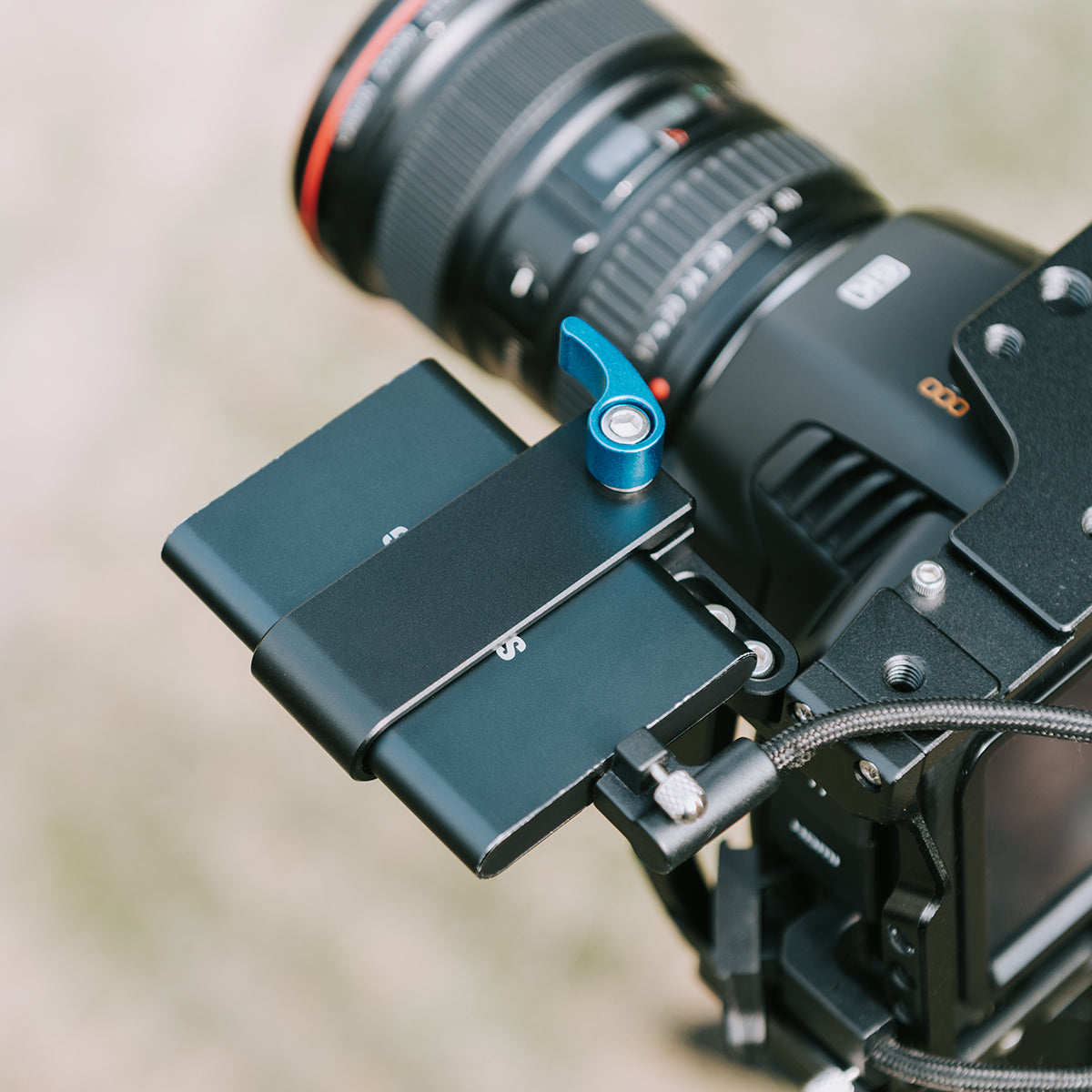 YELANGU A65 Mount Bracket SSD Holder for Samsung T5 SSD Holder Mount Collocated with BMPCC 4K and 6K Camera Cage