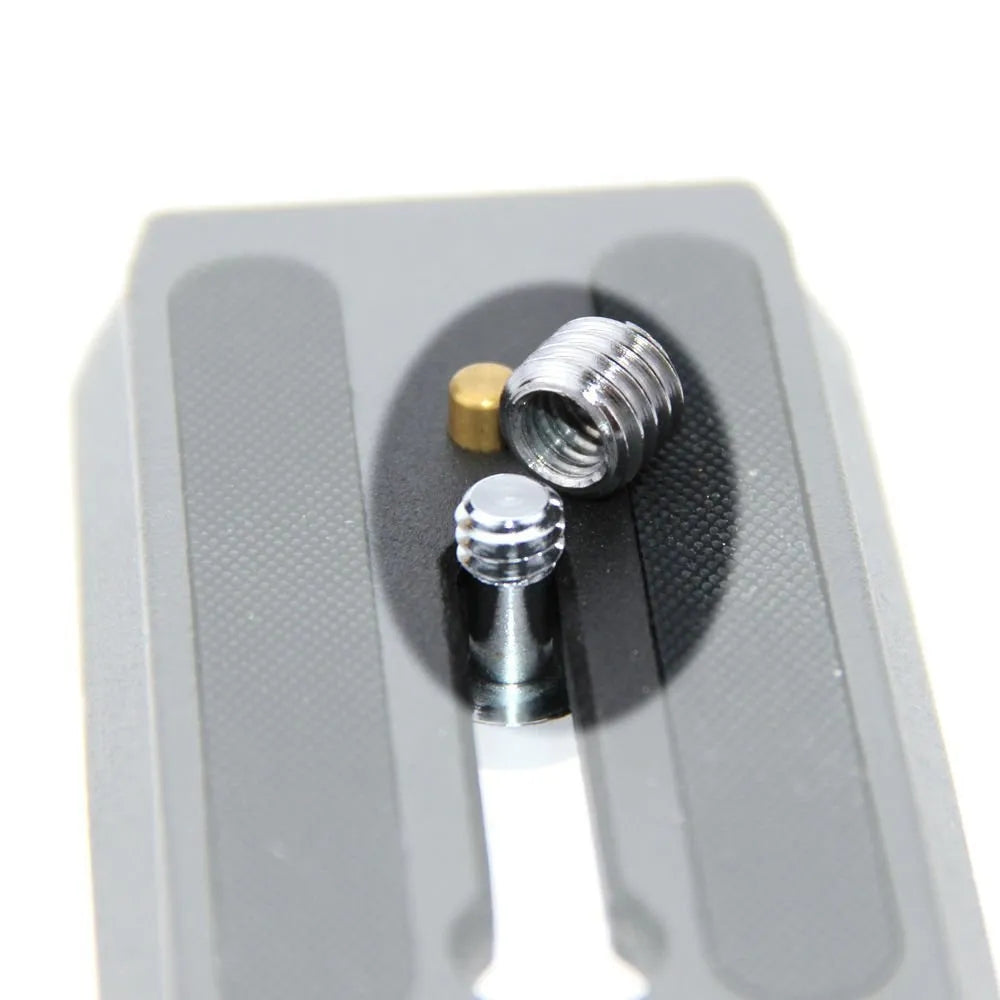 225 1 / 4" UNC to 3 / 8" UNC Iron Screw Adapter Camera Tripod Ball Head Quick Release Plate Mount Converter