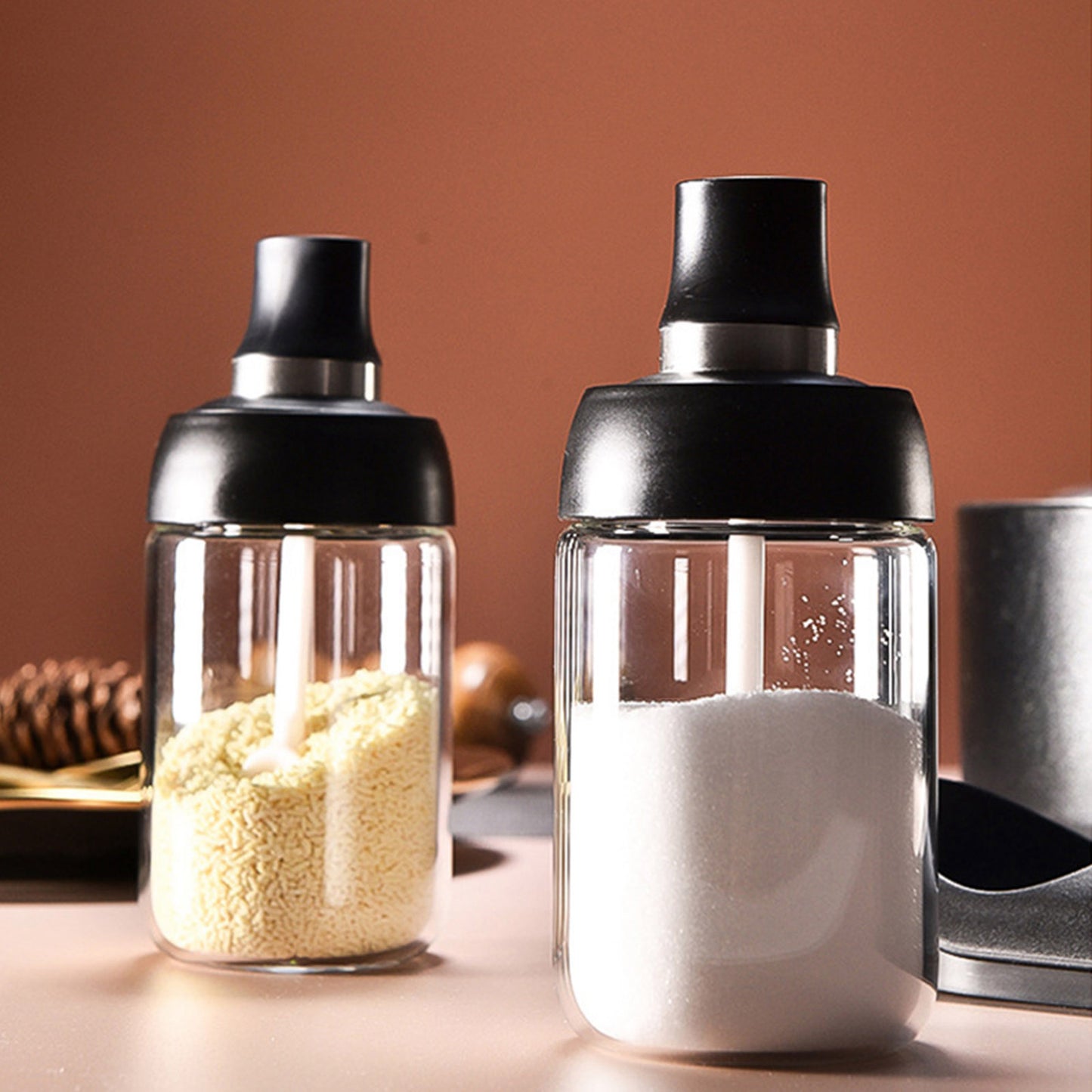 Kitchen Condiment Pots & Lid Sealed Store Various Spices Black Honey Dippers