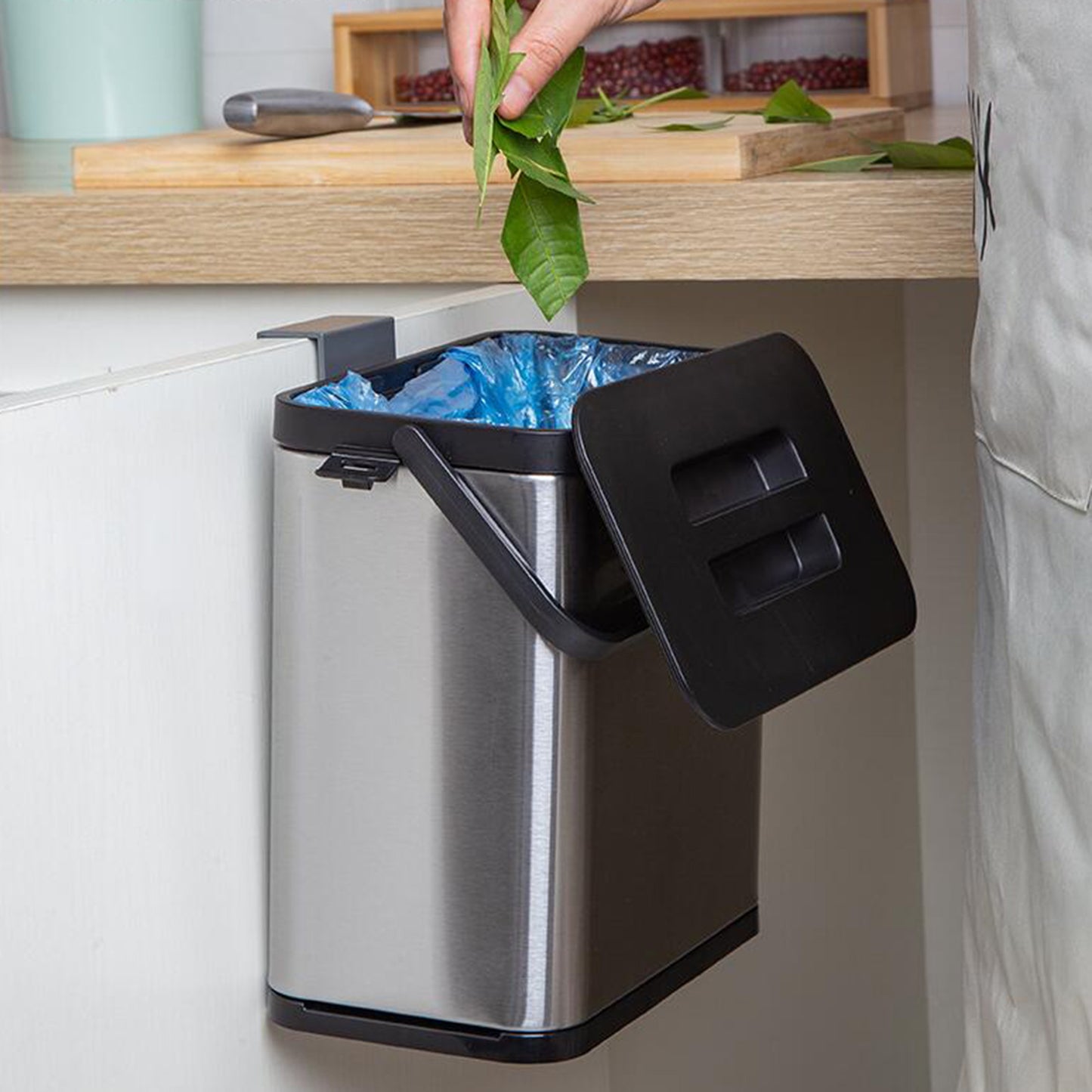 4L Hanging Trash Can Waste Bin Over Cabinet Door Indoor Mounted Trash Bin