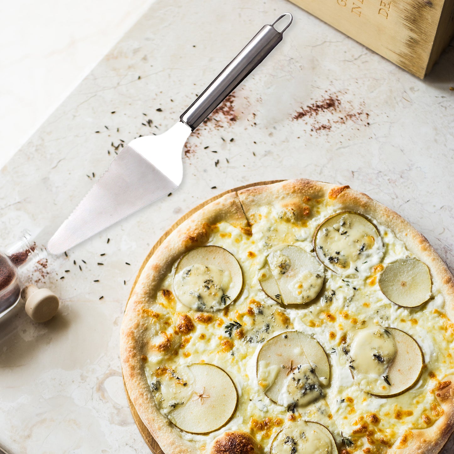 Pizza Wheel &Cutter Easy to Clean Super Sharp for Pizza Dough Pizza Lovers Cake spatula