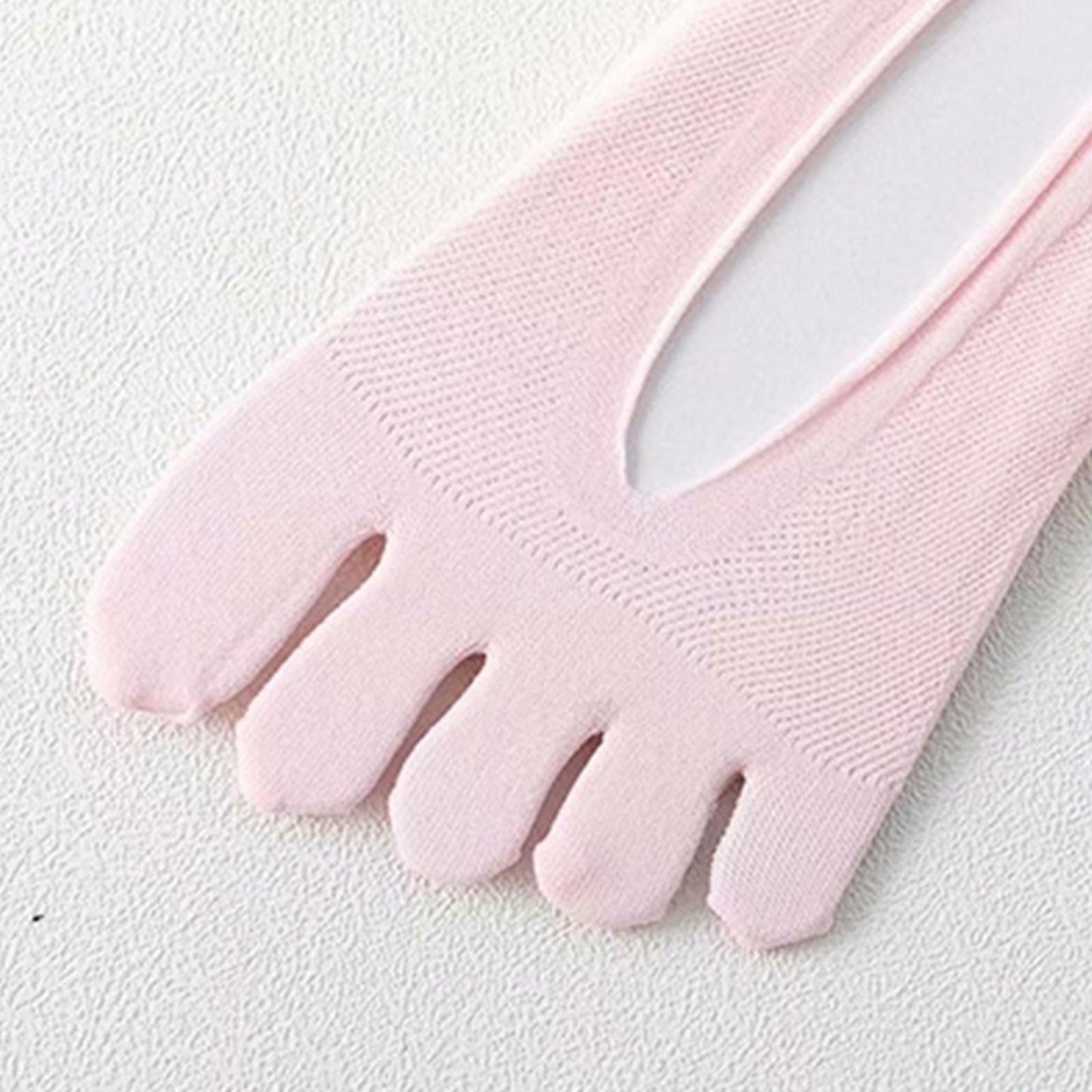 Women FIVE FINGER SOCKS with Silicone Pad Toe Sock Invisible Low Cut Pink