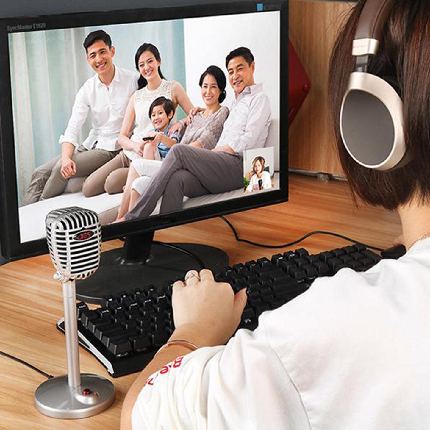 PC Microphone Studio Condenser Recording Microphone Vocal Singing Mic Stand