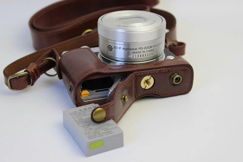 Protective Leather Camera Cover Bag with Shoulder Strap for Nikon J5 (10-30mm) - Coffee